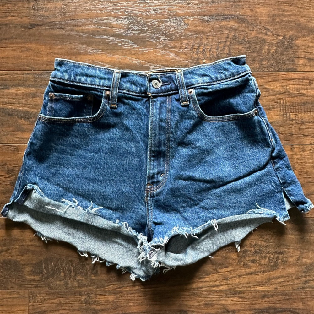 Abercrombie Curve Love Mom Shorts